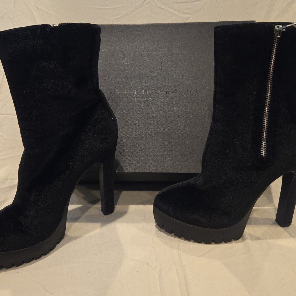Mistress Rocks Velvet Ankle Zipper Boots Platform Heels